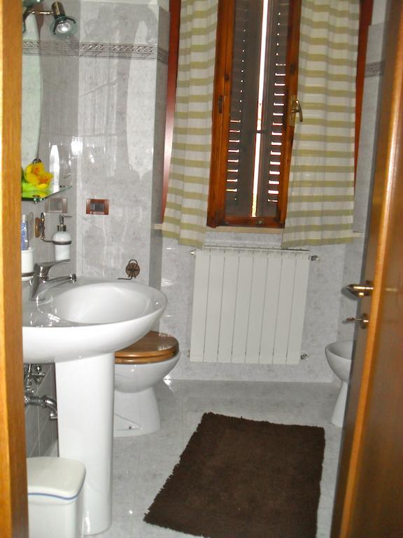 Affittacamere Casa Sofia Ангьяри Номер фото