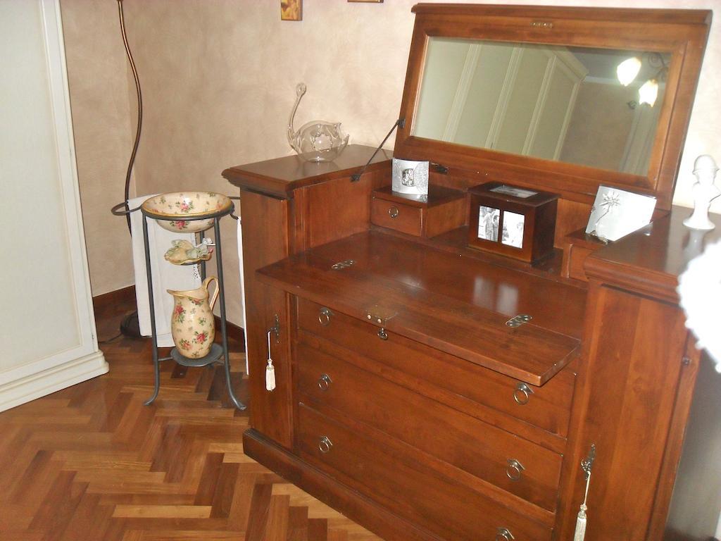 Affittacamere Casa Sofia Ангьяри Номер фото